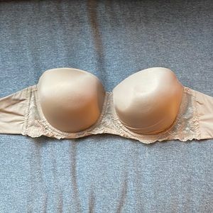 CALVIN KLEIN STRAPLESS BRA